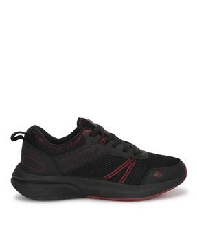 low-top lace-up running shoes