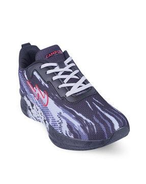 low-top lace-up running shoes