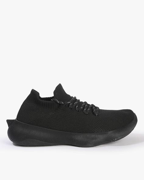 low-top lace-up shoes