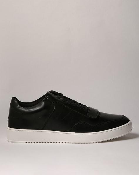 low-top lace-up shoes