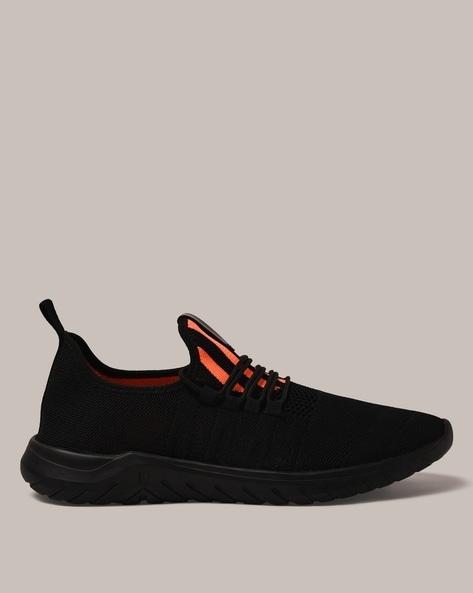 low-top lace-up sneakers