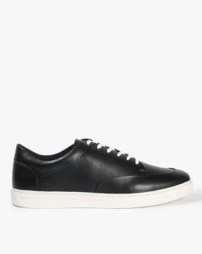 low-top lace-up sneakers