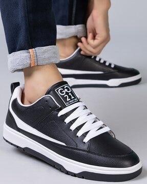 low-top lace-up sneakers