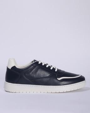 low-top lace-up sneakers