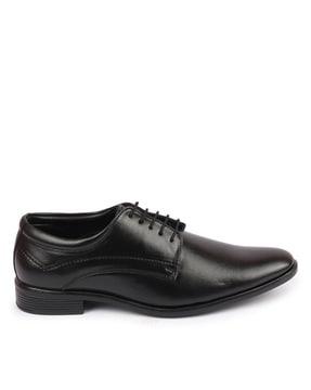 low-top round-toe derbys