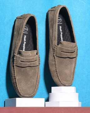 low-top round-toe loafers with stitch accent