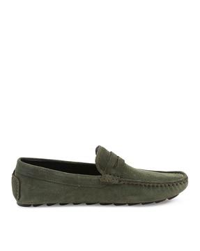 low-top round-toe slip-on loafers