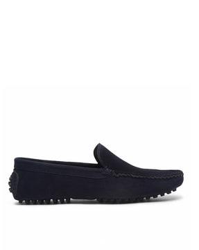 low-top round-toe slip-on loafers