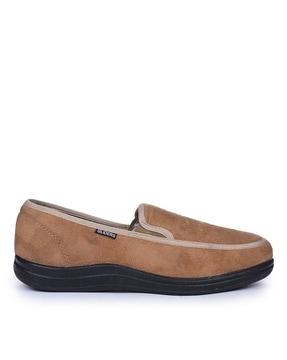 low-top slip-on casual shoes