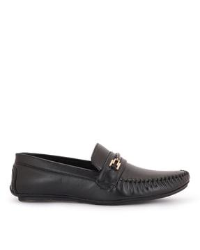 low-top slip-on loafers