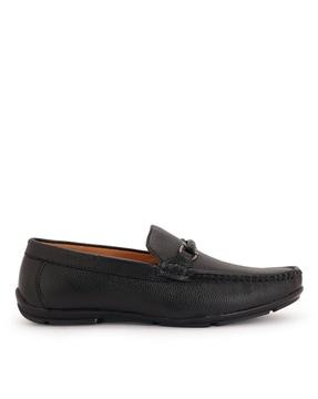 low-top slip-on loafers