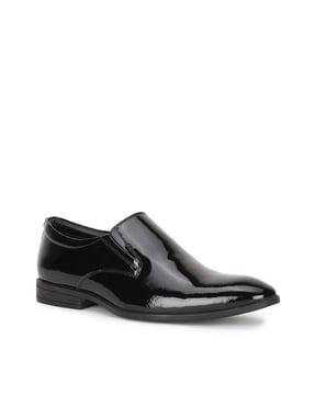 low-top slip-on loafers