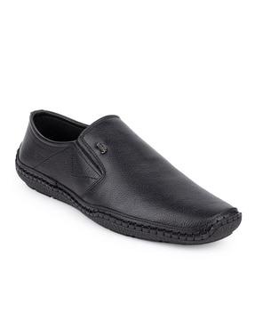 low-top slip-on loafers