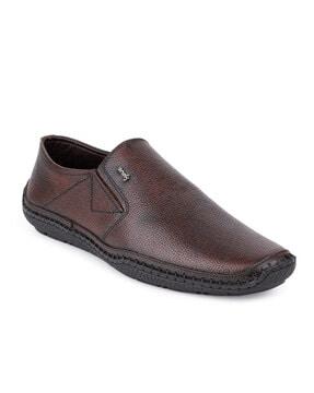 low-top slip-on loafers