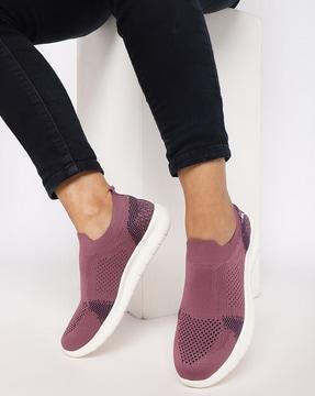 low-top slip-on shoes