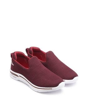 low-top slip-on walking shoes