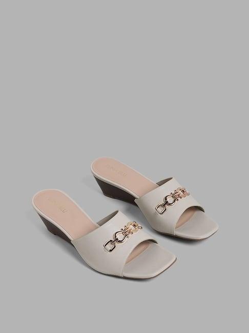 luna blu by westside ivory gold accent wedge sandals