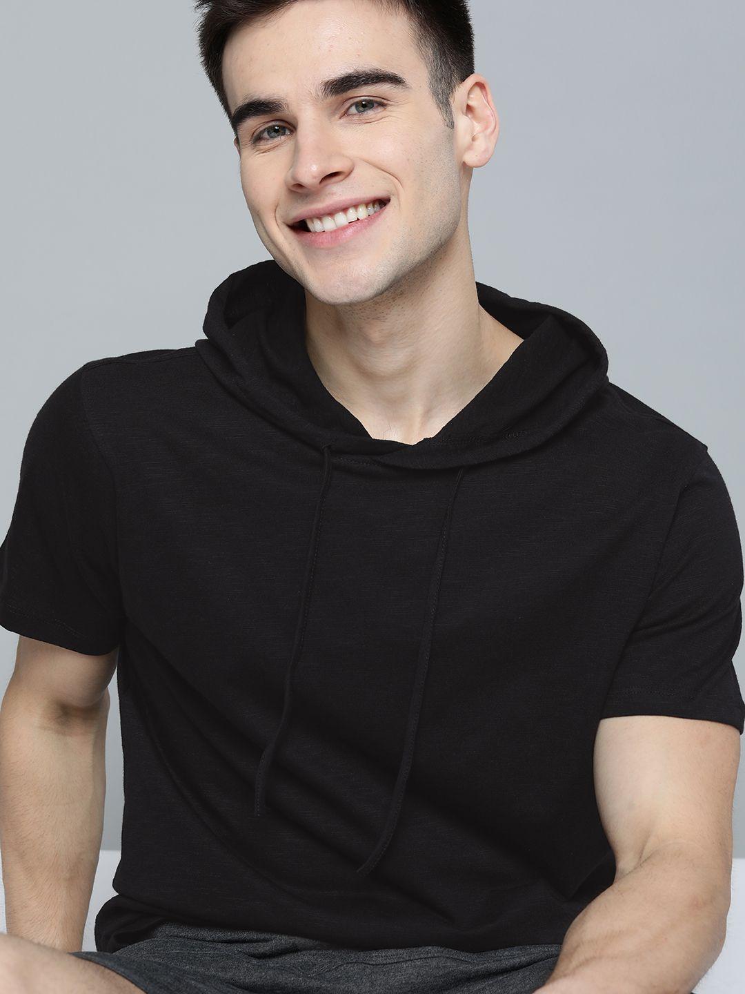 m&h easy men black solid hooded t-shirt