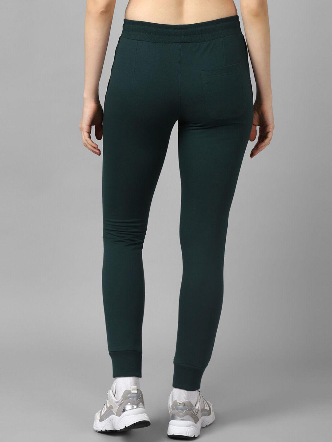 m7 by metronaut women mid-rise slim-fit joggers