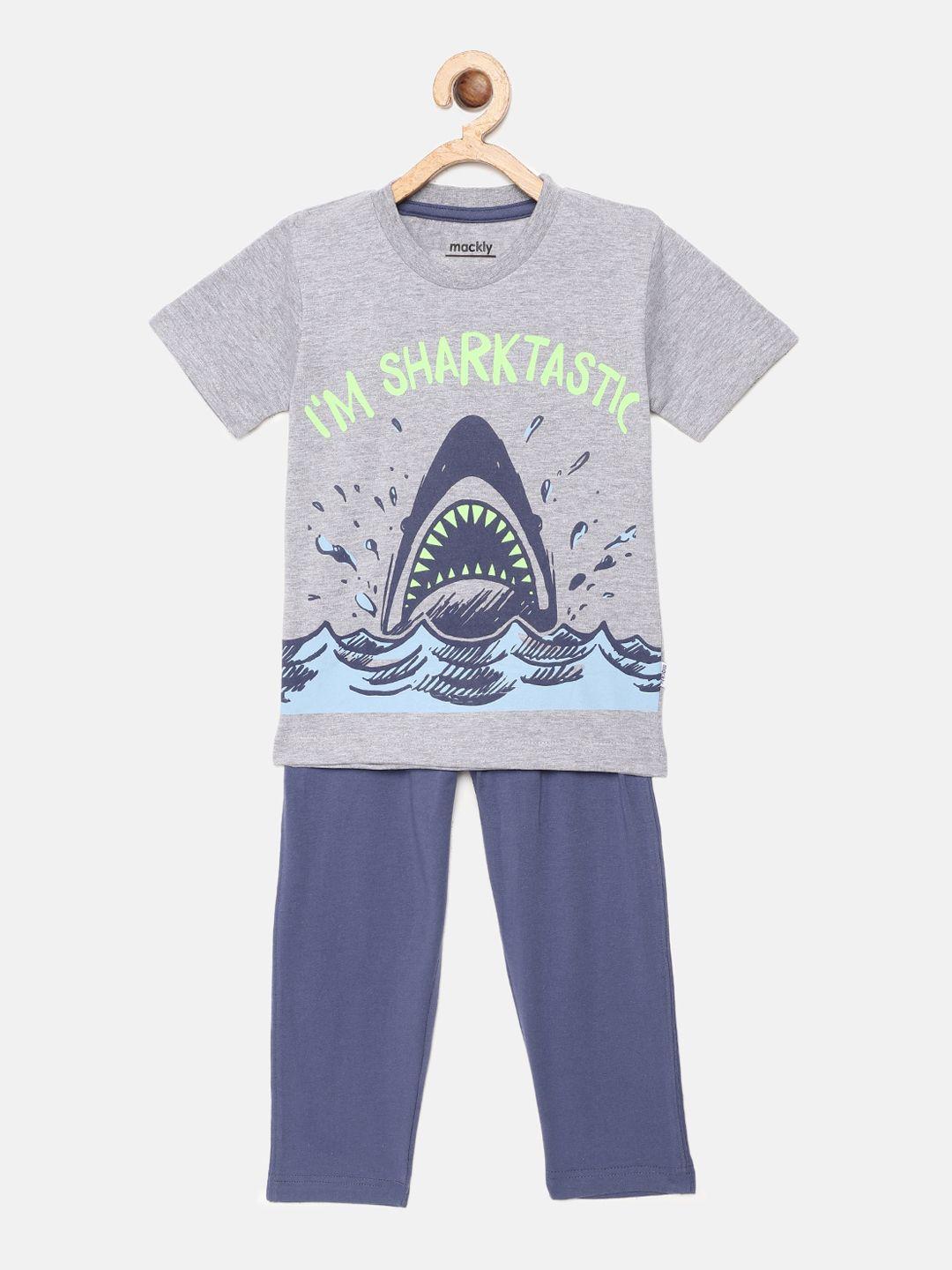 mackly boys grey melange & green shark printed night suit