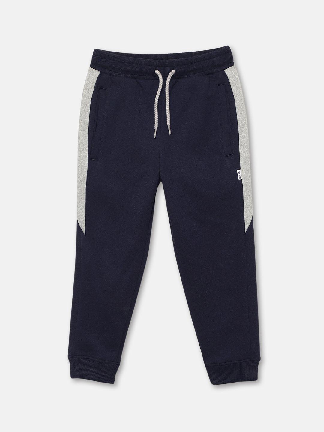 mackly boys regular fit colourblocked joggers