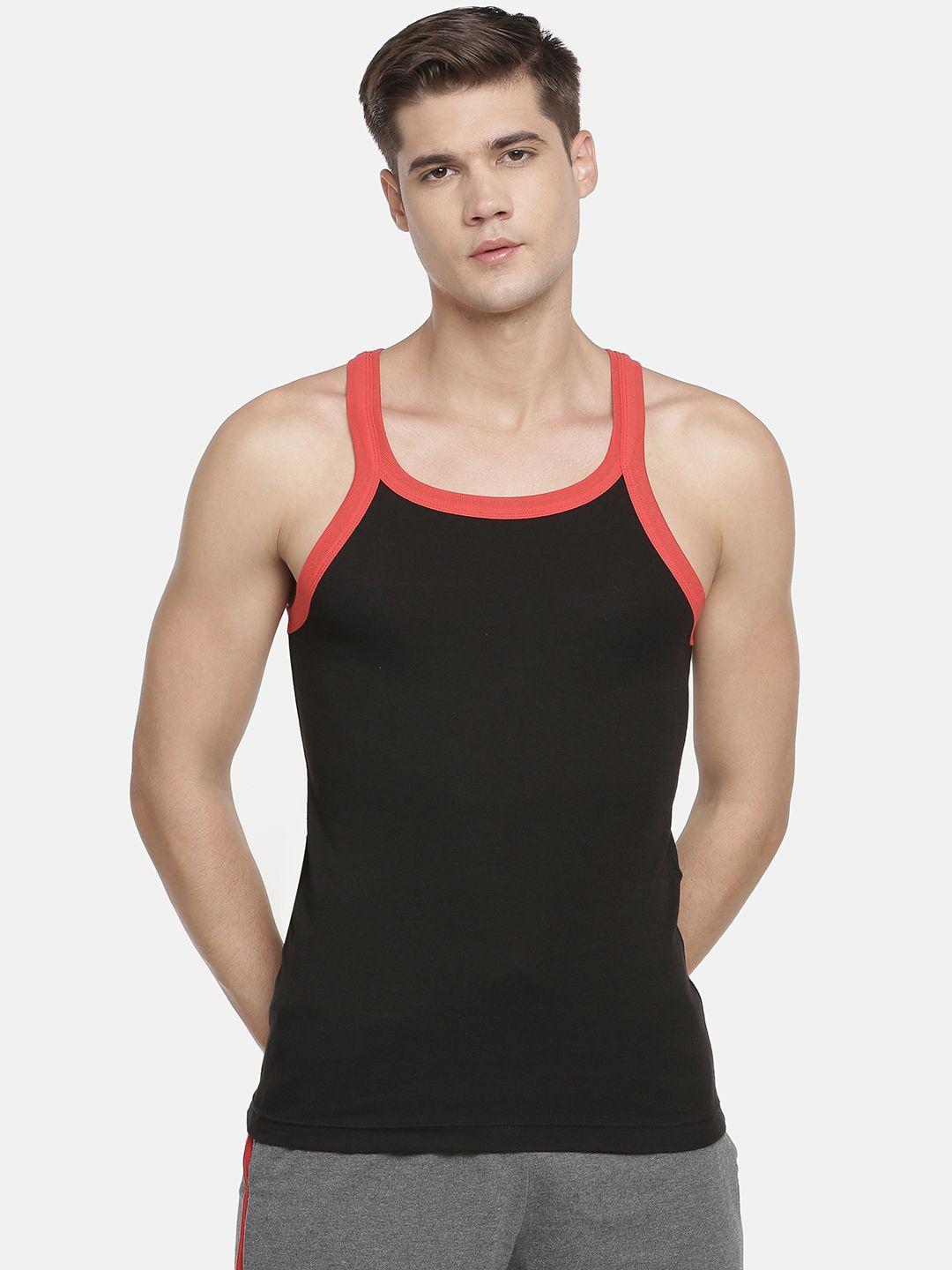 macroman m-series men black solid cotton gym vest