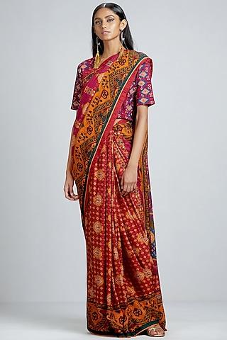 magenta abstract printed saree