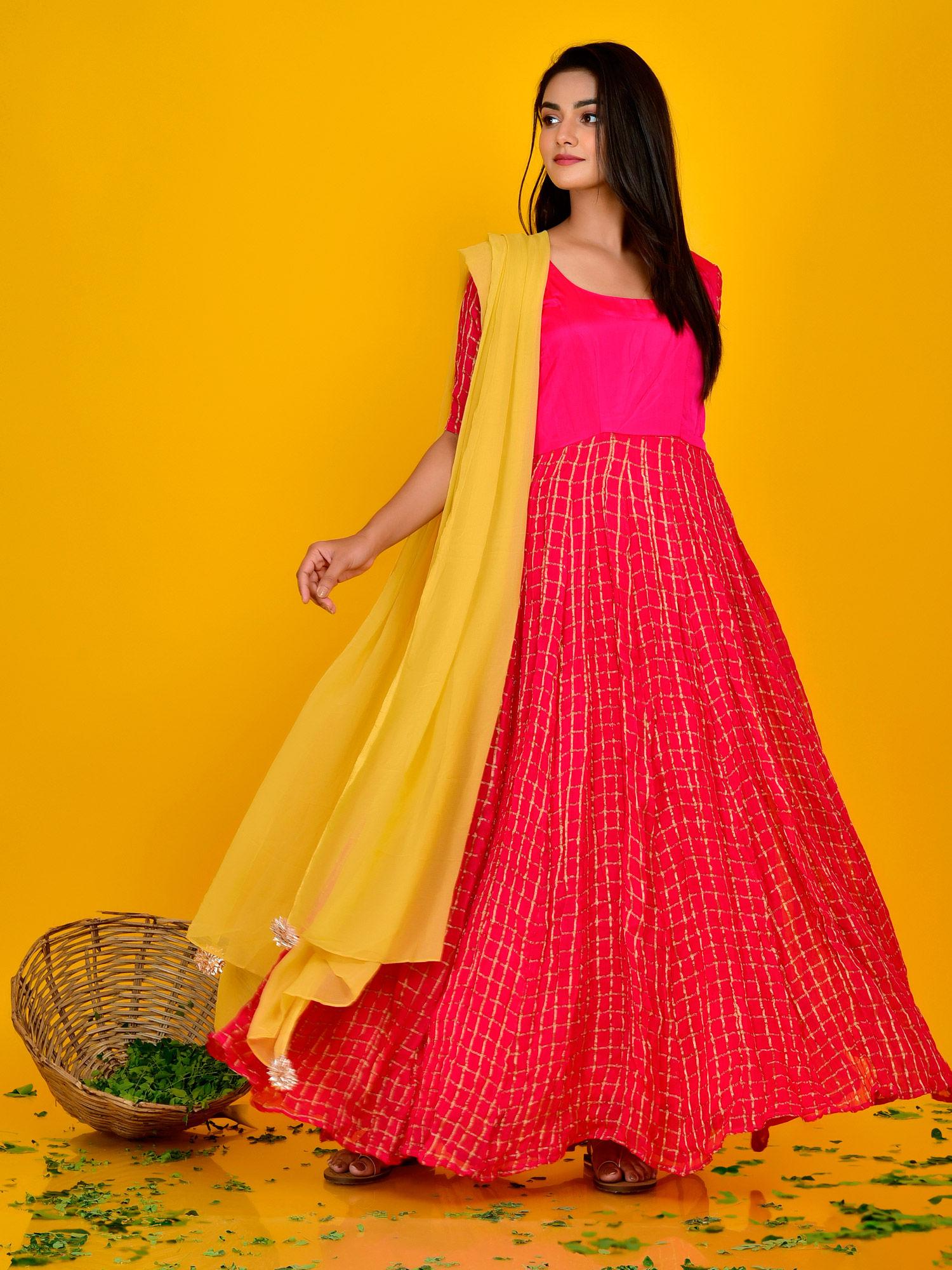 magenta anarkali with chiffon dupatta (set of 2)