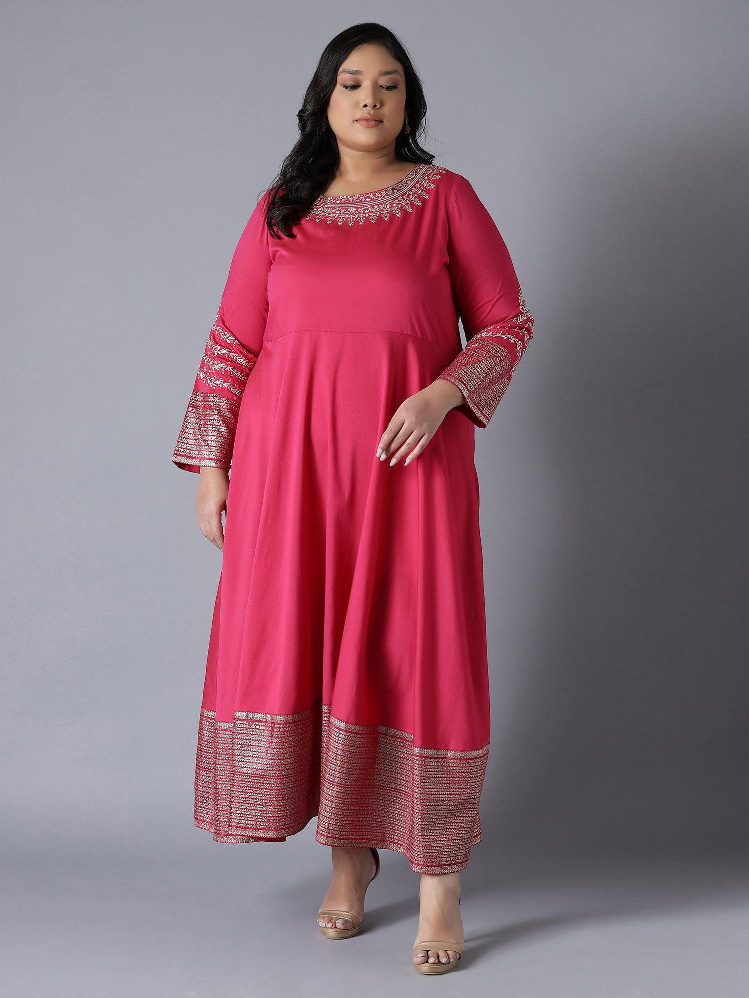 magenta dress with embroidery