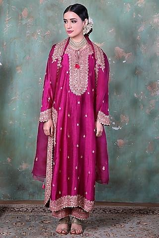 magenta embroidered kurta set