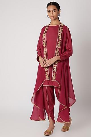 magenta embroidered shirt with dhoti pants & cape