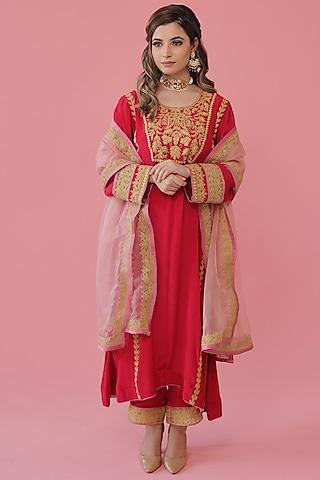 magenta pink embroidered kurta set