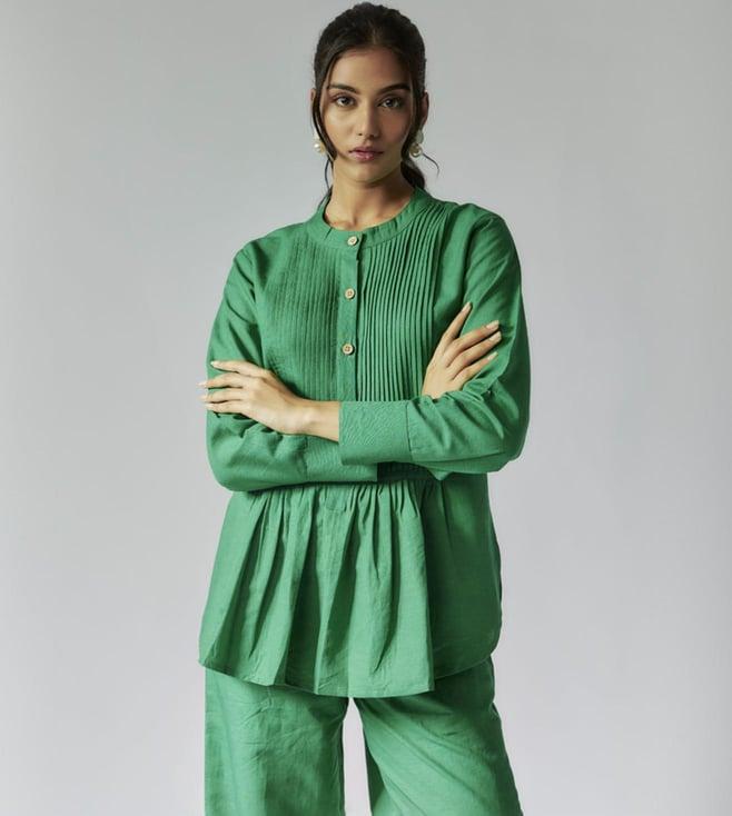 maisolos green cotton linen top with pintuk detail