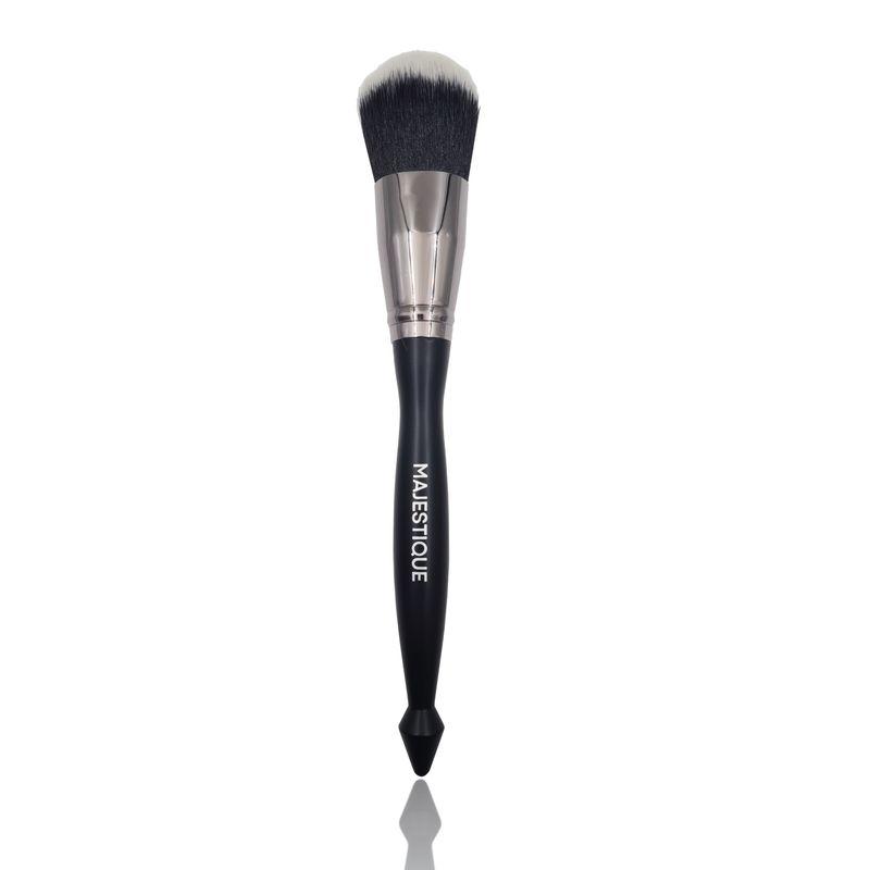 majestique beauty highlighter powder makeup brush with soft bristles
