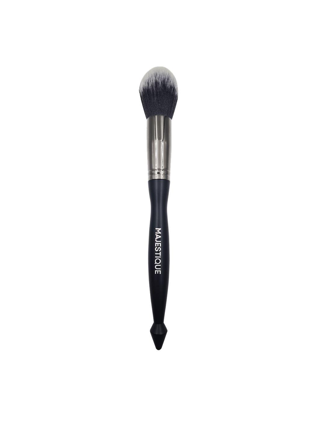 majestique black blending makeup brush