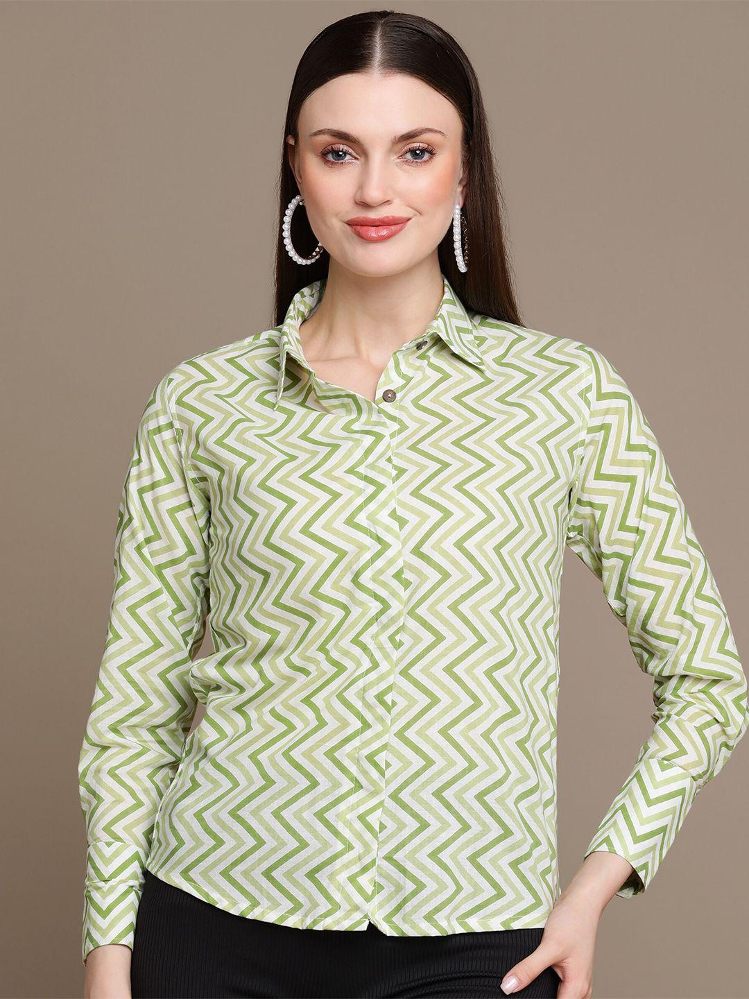 malhaar geometric printed slim fit cotton casual shirt