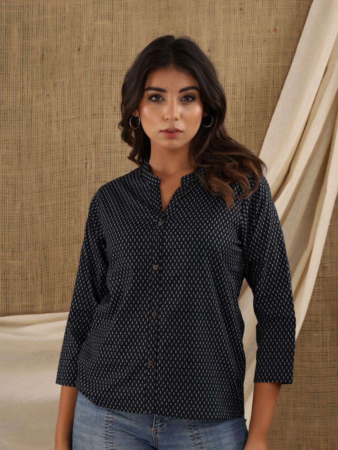 malhaar women black printed cotton casual shirt