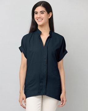 mandarin-collar short-sleeves top