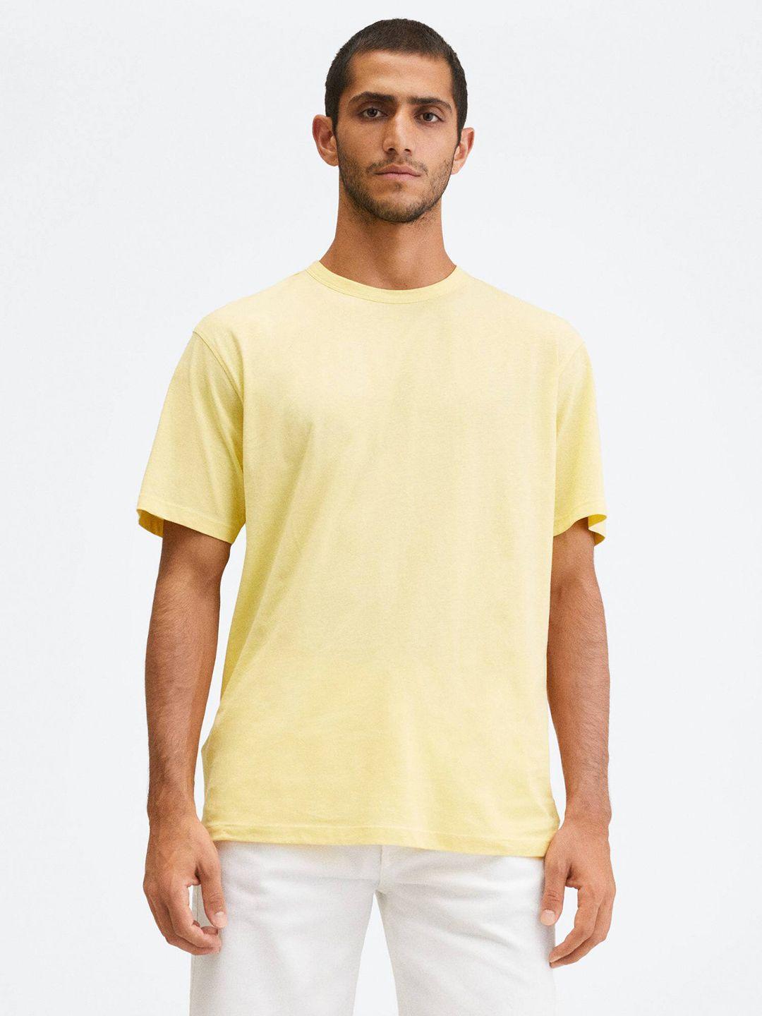 mango man men yellow drop-shoulder sleeves pure cotton t-shirt