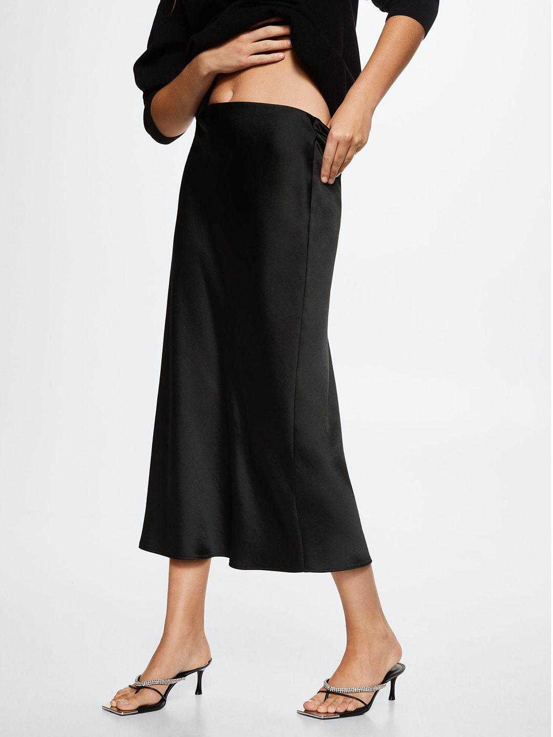 mango women black solid satin midi straight skirt