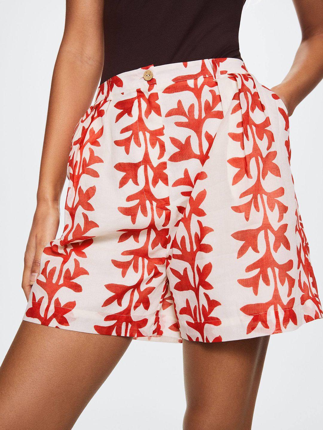 mango women off white floral printed pure cotton shorts