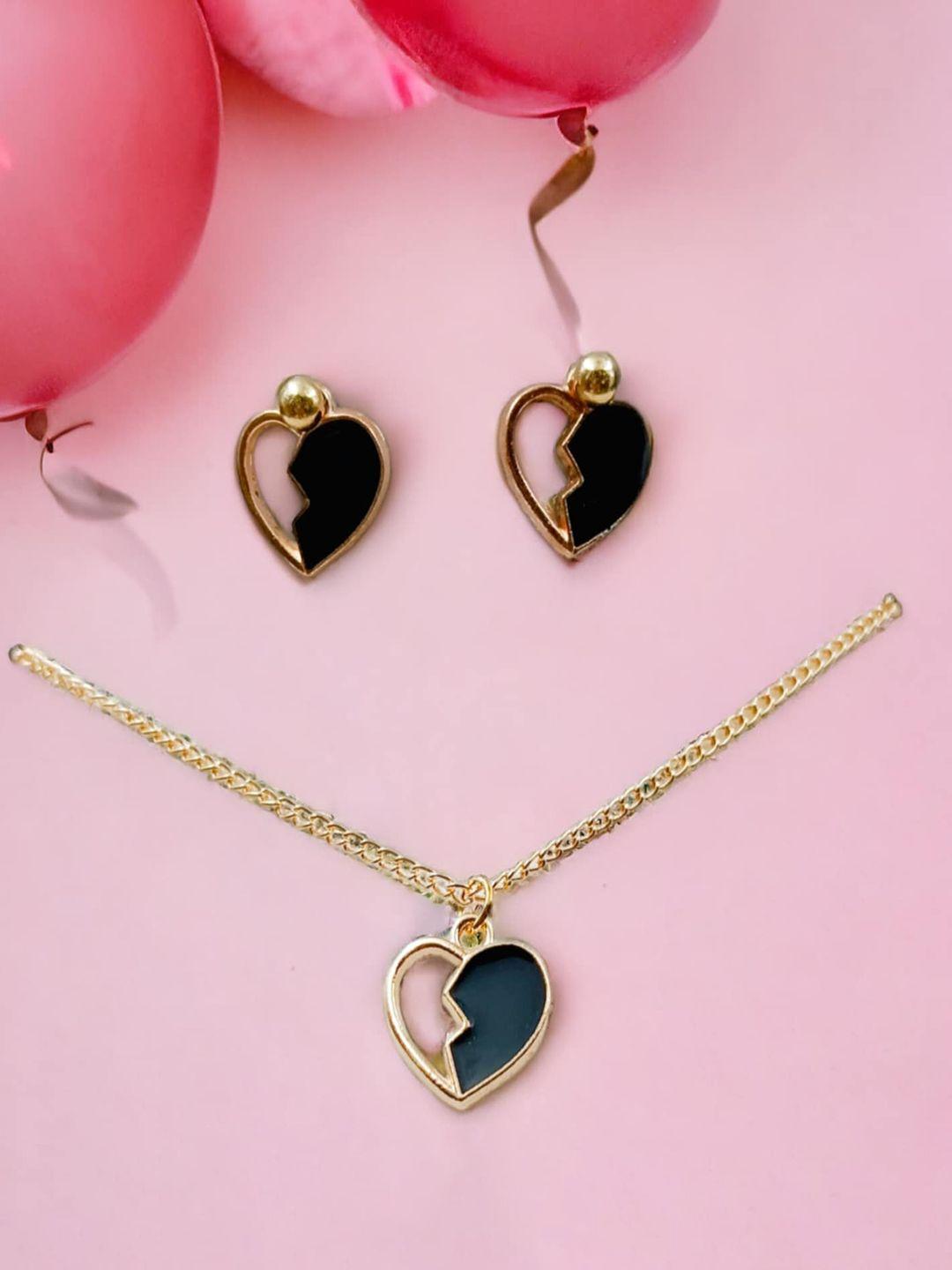 manikya gold plated heart shape details pendent set