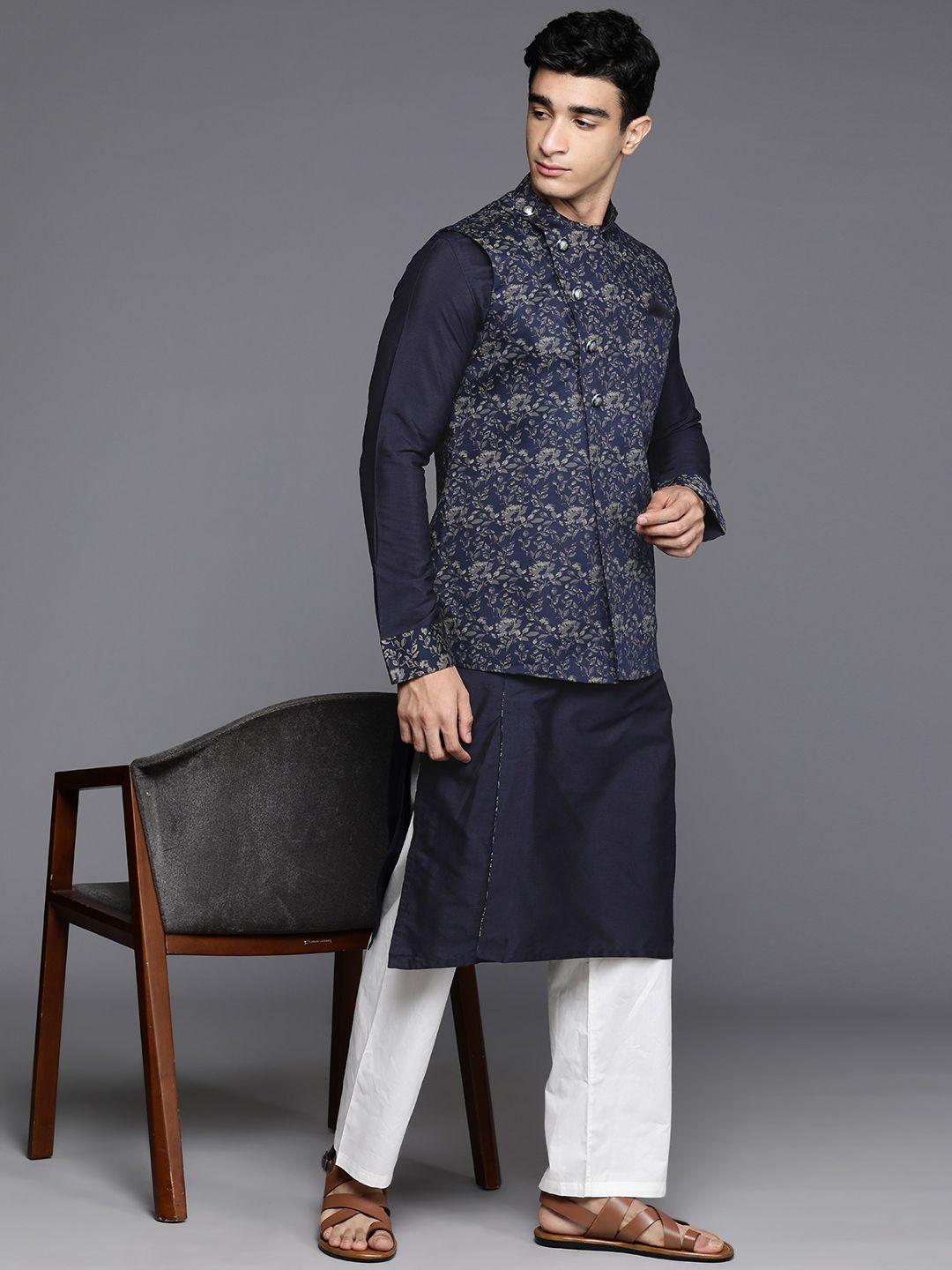 manu kurta with pyjamas & printed nehru jacket