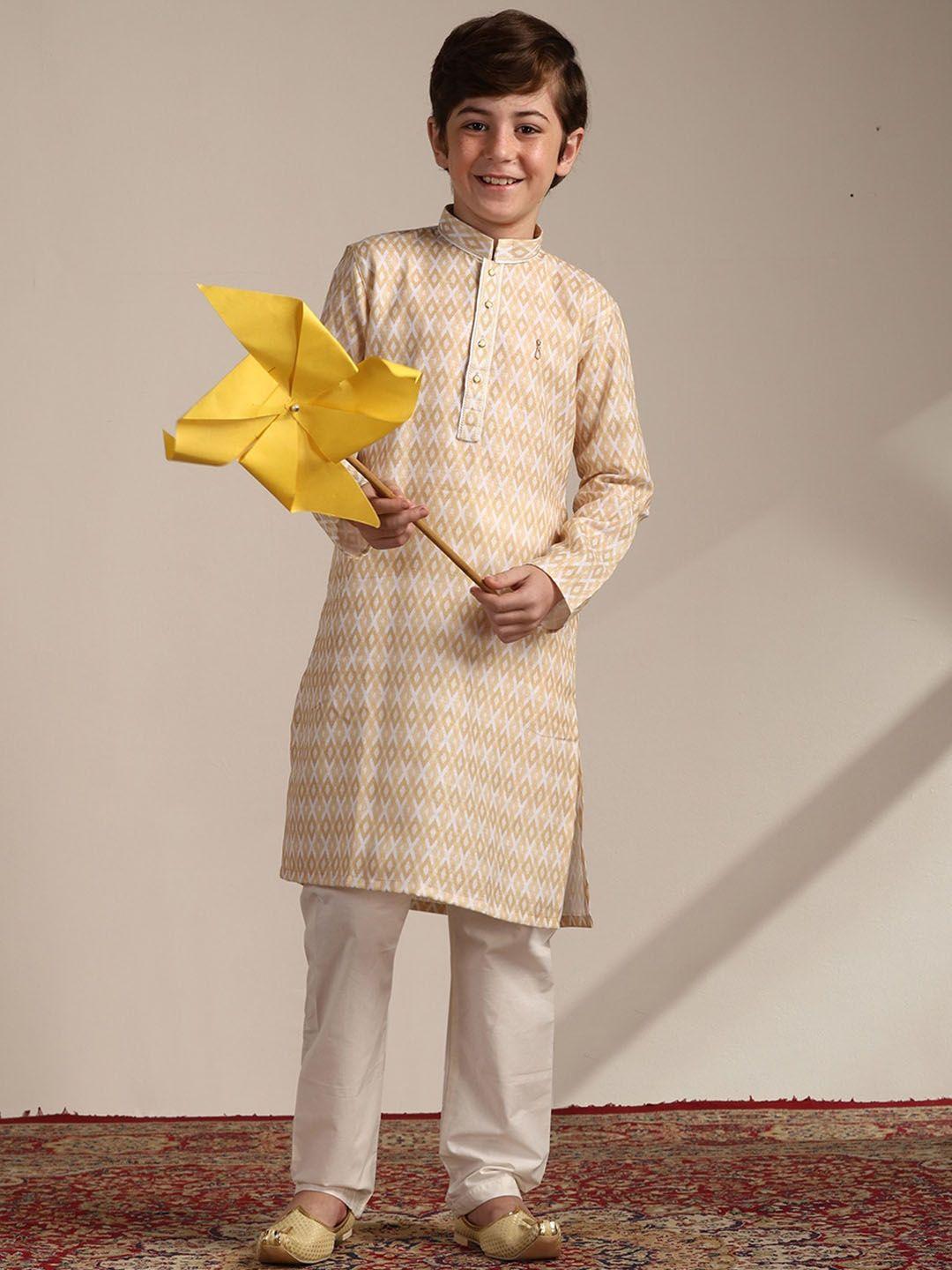 manyavar boys ethnic motif printed regular straight kurta with pyjamas