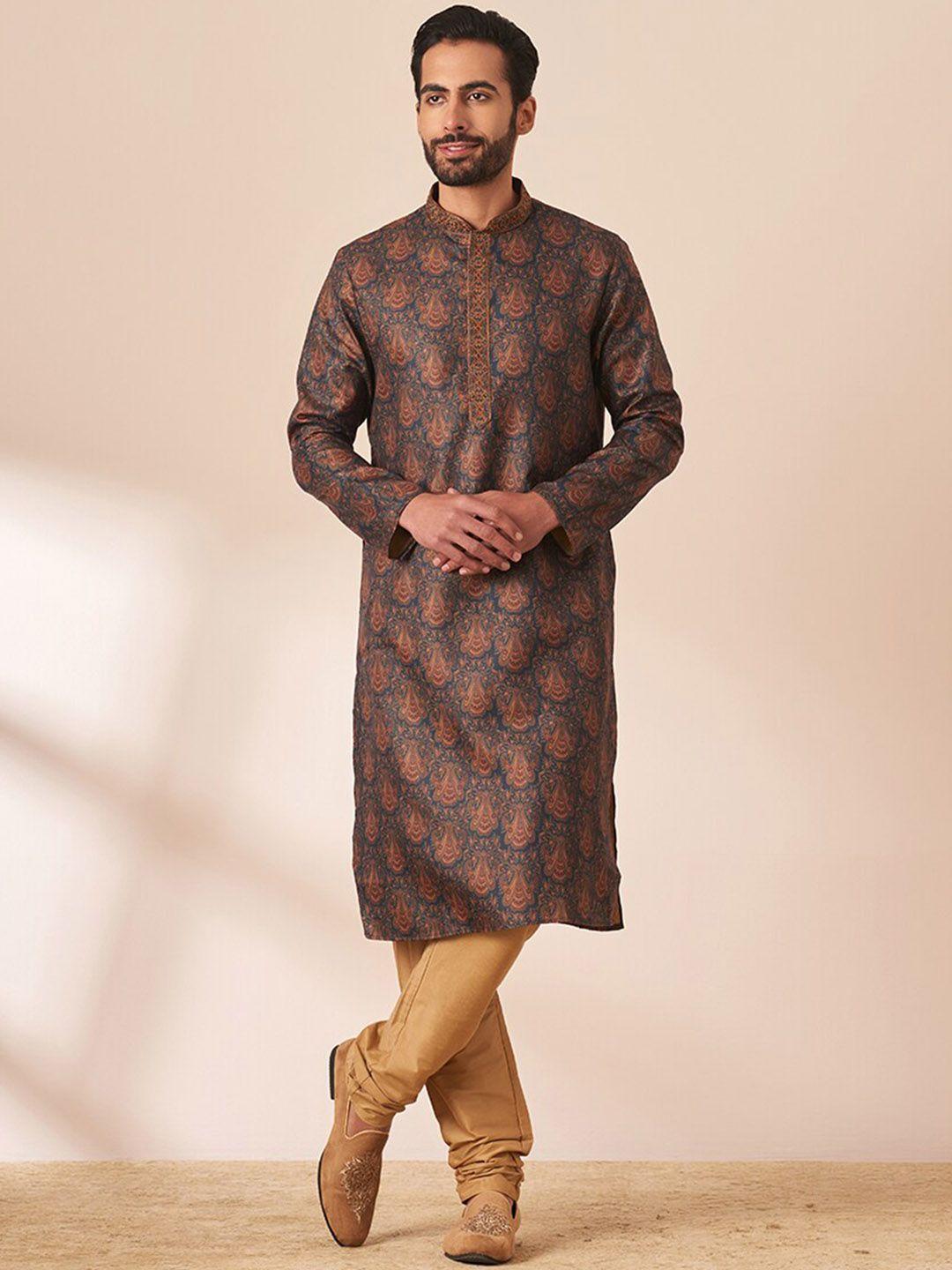manyavar men mandarin collar paisley printed kurta with churidar