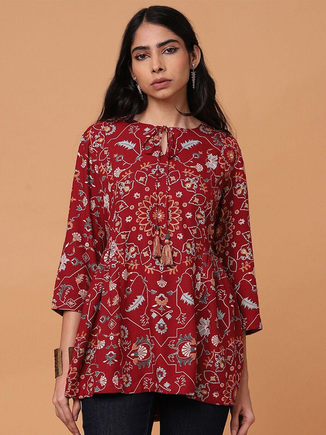 marigold lane red floral print roll-up sleeves top
