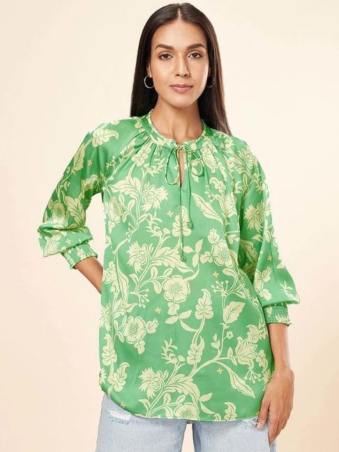 marigold lane sage green floral print top