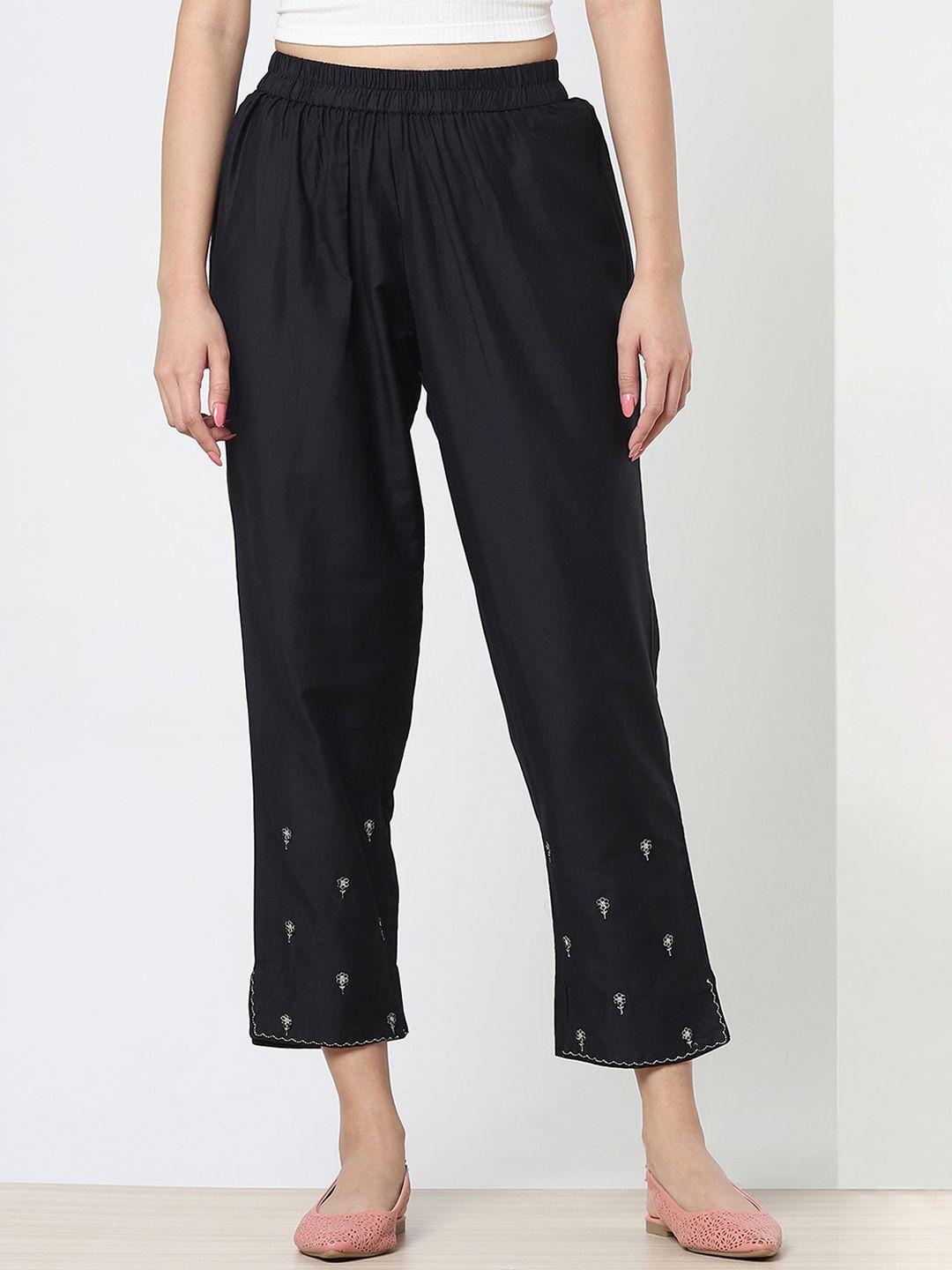 marigold lane women mid-rise slim fit cropped trousers