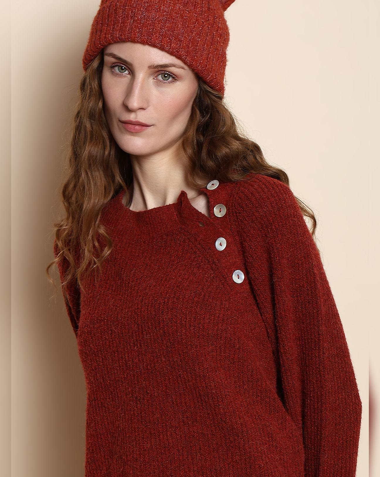 maroon o-neck button detail pullover