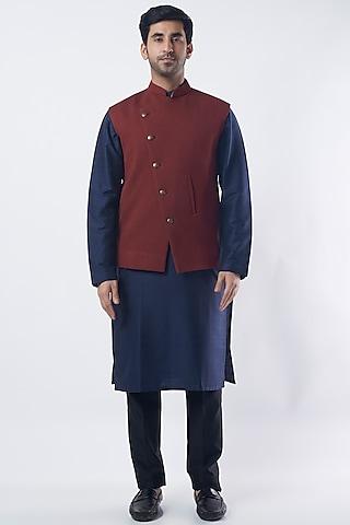 maroon suiting bundi jacket